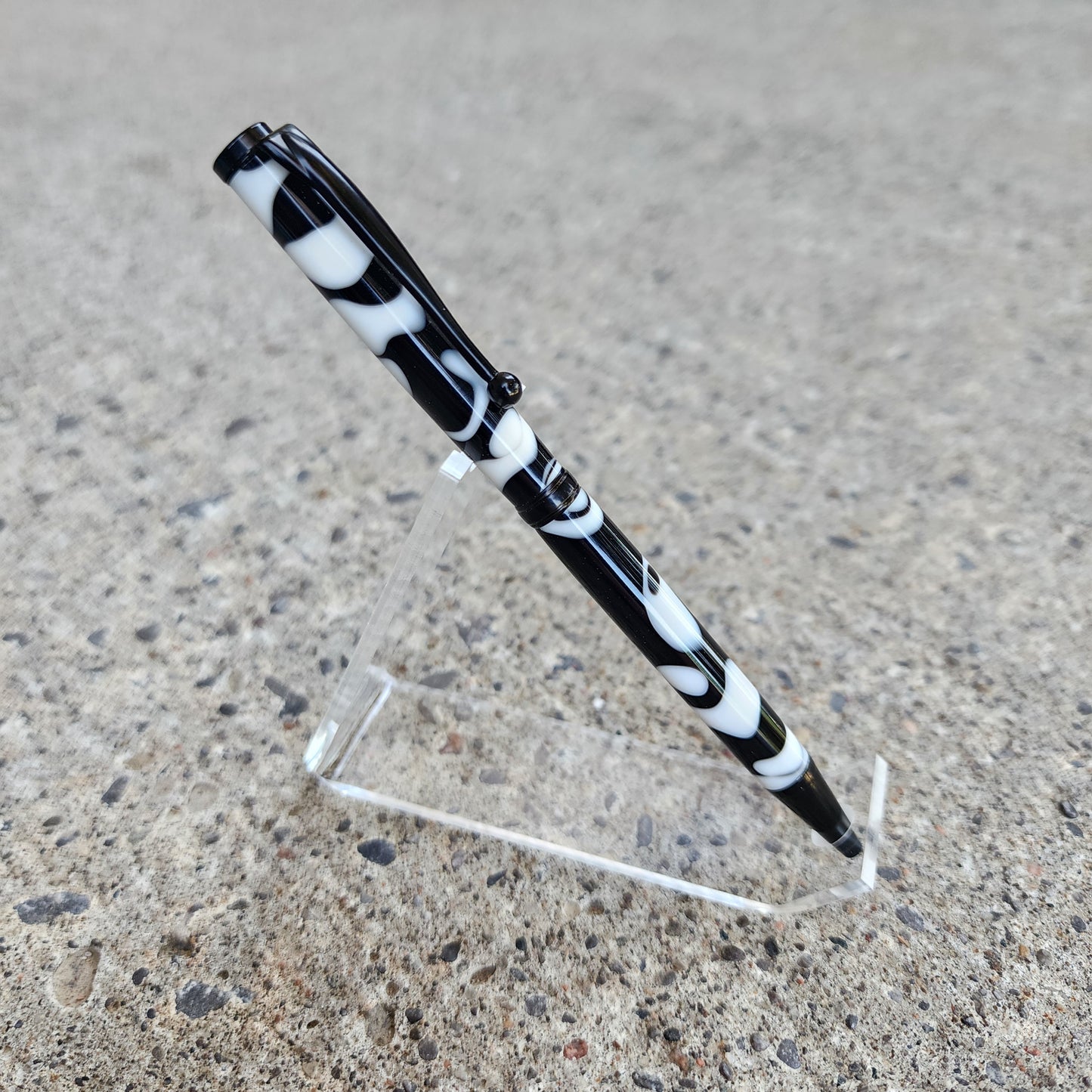 Custom Hand Turned Ballpoint Pen - White/Black